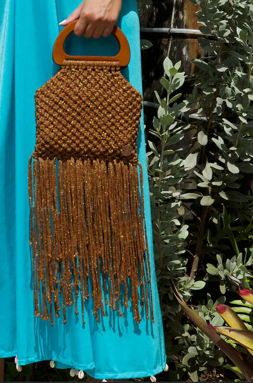 LUANA MACRAME